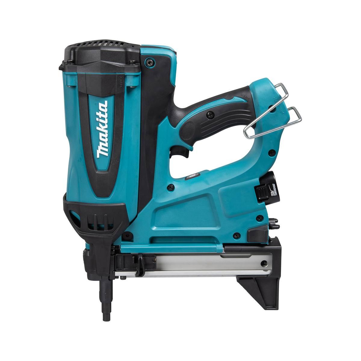 MAKITA CHIODATRICE A GAS PER CALCESTRUZZO GN420CLSE 15-40mm CON 2 BATTERIE 1Ah 7,2V